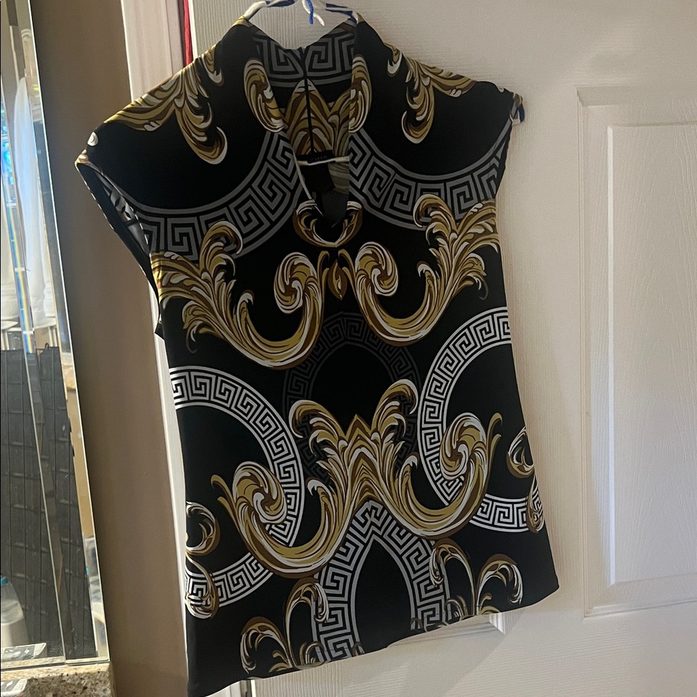 Eva Varro Black and Gold Patterned Blouse